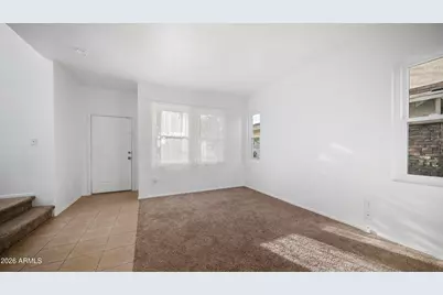 7245 S 41st Drive, Phoenix, AZ 85041 - Photo 11