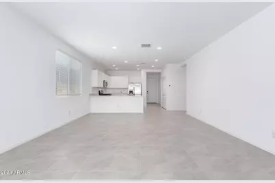 12704 W Marguerite Avenue, Avondale, AZ 85323 - Photo 9