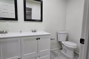 6725 N 55th Ave, Glendale, AZ 85301 - Photo 17