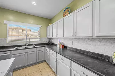 3018 N Regal Court, Casa Grande, AZ 85122 - Photo 17