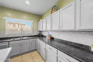 3018 N Regal Ct, Casa Grande, AZ 85122 - Photo 17