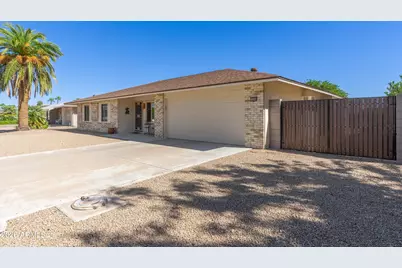 16846 N Meadow Park Drive, Sun City, AZ 85351 - Photo 35