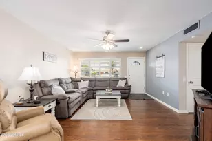 16846 N Meadow Park Dr, Sun City, AZ 85351 - Photo 15