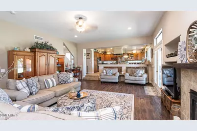 7910 W Briden Lane, Peoria, AZ 85383 - Photo 15