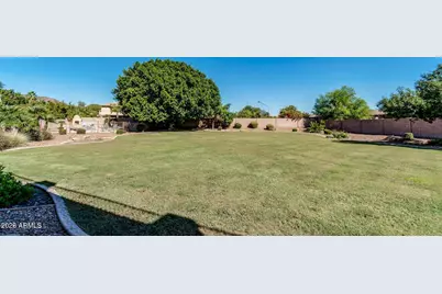 7910 W Briden Lane, Peoria, AZ 85383 - Photo 31