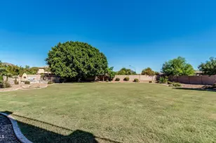 7910 W Briden Ln, Peoria, AZ 85383 - Photo 31