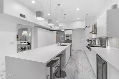 7616 E Sierra Vista Drive, Scottsdale, AZ 85250 - Photo 9