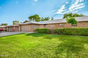 18442 N 104th Ave, Sun City, AZ 85373 - Photo 3