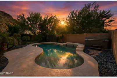 9011 W Red Fox Road, Peoria, AZ 85383 - Photo 3