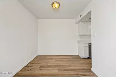 4015 S 45th Street, Phoenix, AZ 85040 - Photo 5