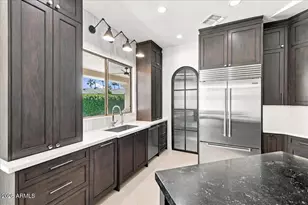 10509 E Sunnyside Dr, Scottsdale, AZ 85259 - Photo 5