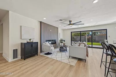 1330 E Catalina Drive, Phoenix, AZ 85014 - Photo 13
