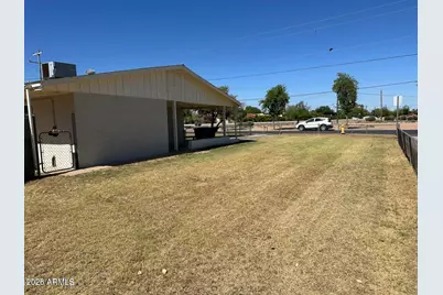 129 N Elm Street, Gilbert, AZ 85234 - Photo 5