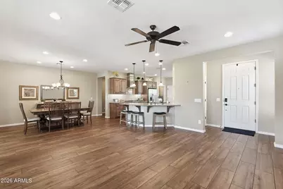 253 E Alcatara Avenue, Queen Creek, AZ 85140 - Photo 9