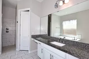 8772 W Brooklite Ln, Peoria, AZ 85383 - Photo 23