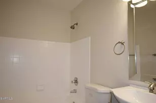 9222 N 35th Ave, Phoenix, AZ 85051 - Photo 7