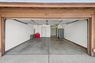 321 W Mesquite St, Chandler, AZ 85225 - Photo 27