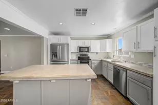 321 W Mesquite St, Chandler, AZ 85225 - Photo 11