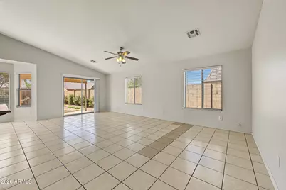 5458 N 77th Drive, Glendale, AZ 85303 - Photo 5