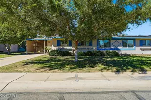 10916 W Peoria Ave, Sun City, AZ 85351 - Photo 1