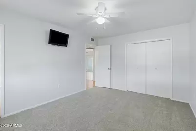 10916 W Peoria Avenue, Sun City, AZ 85351 - Photo 13