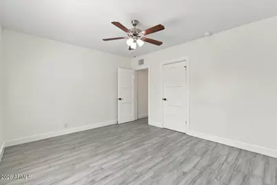 2535 E Clarendon Avenue #Apt 3, Phoenix, AZ 85016 - Photo 17