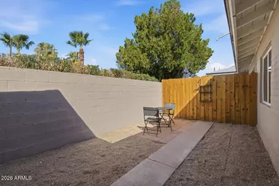 2535 E Clarendon Avenue #Apt 3, Phoenix, AZ 85016 - Photo 19