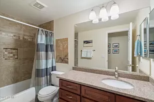 2110 W Carol Ann Way, Phoenix, AZ 85023 - Photo 17