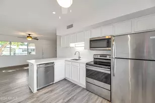 749 E Montebello Ave, Phoenix, AZ 85014 - Photo 3