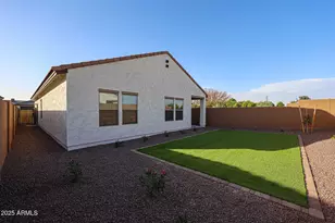 7986 W Frier Dr, Glendale, AZ 85303 - Photo 35
