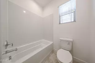 7654 W Crabapple Dr, Peoria, AZ 85383 - Photo 19
