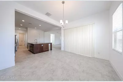 7654 W Crabapple Drive, Peoria, AZ 85383 - Photo 5