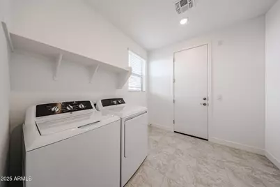 7654 W Crabapple Drive, Peoria, AZ 85383 - Photo 21