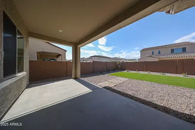 7654 W Crabapple Drive, Peoria, AZ 85383 - Photo 23