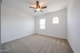 7662 W Crabapple Dr, Peoria, AZ 85383 - Photo 17