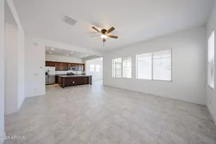 7662 W Crabapple Dr, Peoria, AZ 85383 - Photo 7