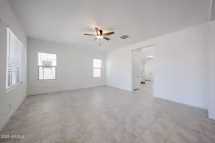 7662 W Crabapple Dr, Peoria, AZ 85383 - Photo 9