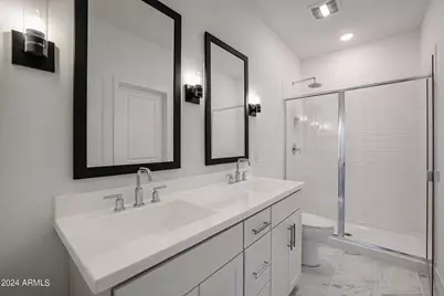 7908 W Frier Drive, Glendale, AZ 85303 - Photo 19