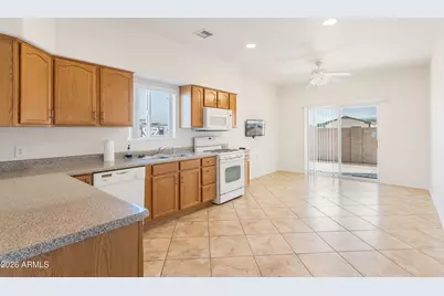 235 S Sky Ranch Road, Sierra Vista, AZ 85635 - Photo 9