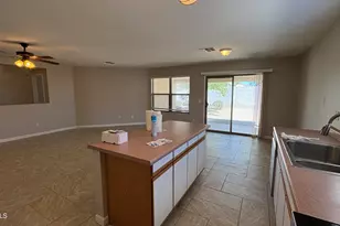 15774 W Watson Ln, Surprise, AZ 85379 - Photo 7