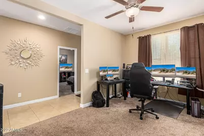 9244 W Denton Lane, Glendale, AZ 85305 - Photo 5