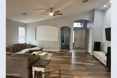 22526 N Reinbold Drive, Maricopa, AZ 85138 - Photo 9