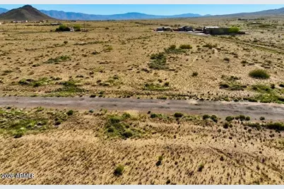 10404 Wood Camp Drive #-, Kingman, AZ 86401 - Photo 17