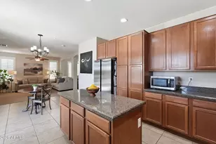 12735 W Lowden Rd, Peoria, AZ 85383 - Photo 13