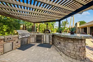 8678 E Windrose Dr, Scottsdale, AZ 85260 - Photo 45