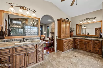 8678 E Windrose Drive, Scottsdale, AZ 85260 - Photo 21