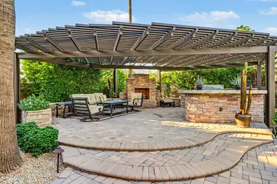 8678 E Windrose Drive, Scottsdale, AZ 85260 - Photo 41