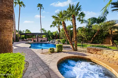 8678 E Windrose Drive, Scottsdale, AZ 85260 - Photo 39