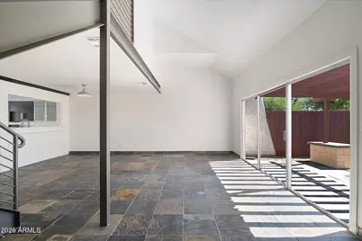 2021 E Solana Drive, Tempe, AZ 85281 - Photo 9