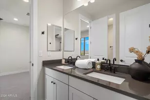 21111 N 61st St, Phoenix, AZ 85054 - Photo 23